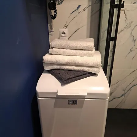 דירה Mikroapart Jungle Batorego Pole Mokotowskie Klub Stodola ורשה